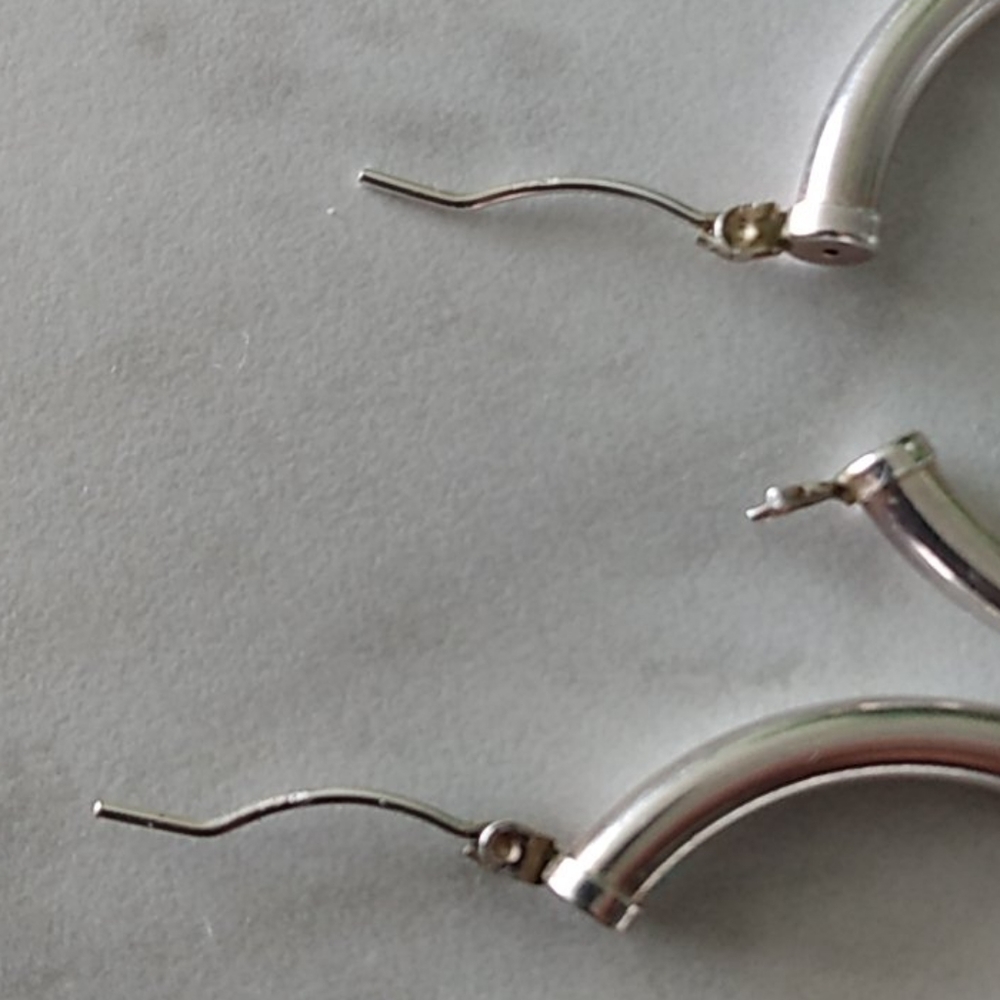 Jewelry - Picture 4 of 4
